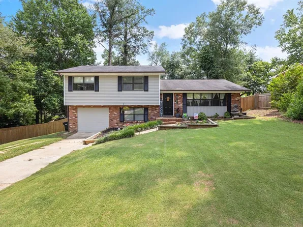 3838 Lyn Dr, Columbus, GA 31909