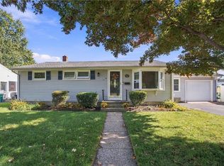 78 Hanover St, Warwick, RI 02886