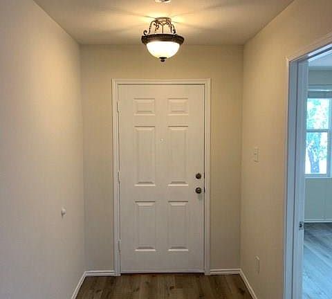 4th image of 5425 Running Brook Ln