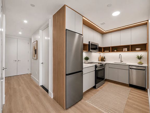 4th image of 52 4th Ave #502