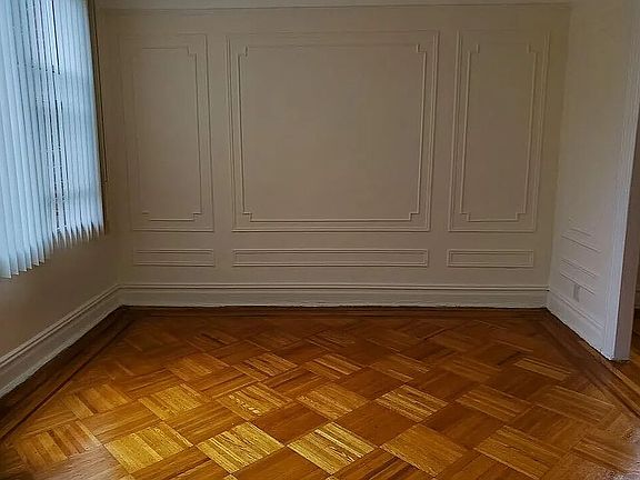 4th image of 56 Bay 8 St #B2
