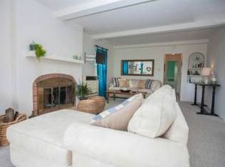 212 Natoma Ave APT A, Santa Barbara, CA 93101