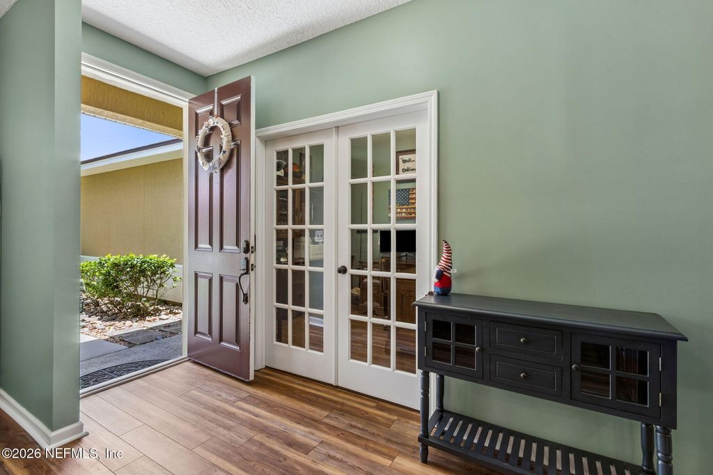 2412 CANEY OAKS Drive, Jacksonville, FL - View 4