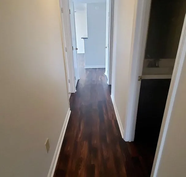 1610 Arlyn Cir #M — Photo 12