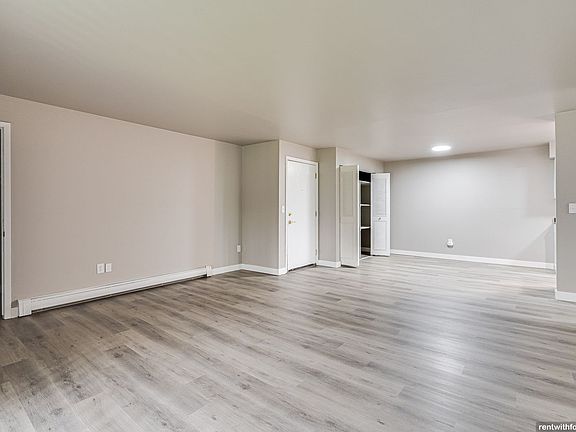 5th image of 2109 Maplecrest Dr #2110-06