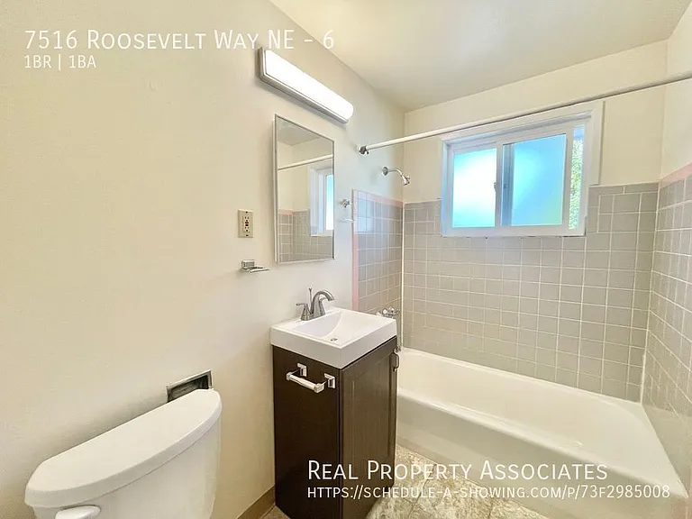 7516 Roosevelt Way NE #6 — Photo 9
