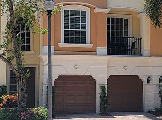 612 NE Venezia Ln, Boca Raton, FL 33487