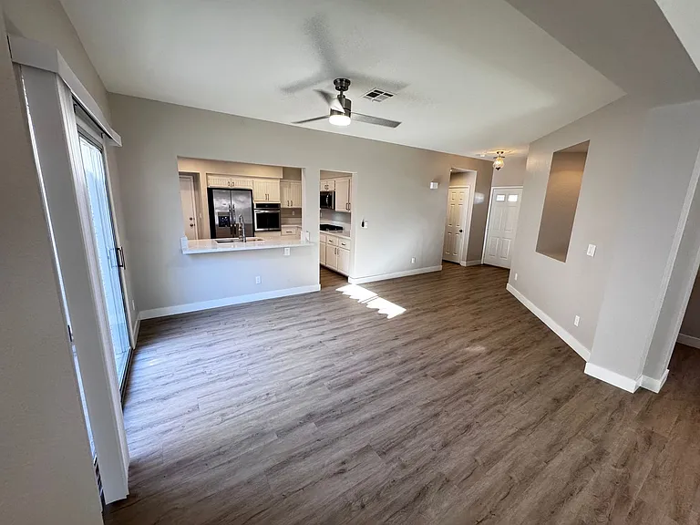 2544 Golden Sands Dr — Photo 8