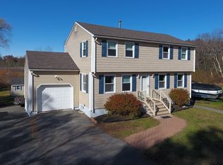 216 North St, Tewksbury, MA 01876