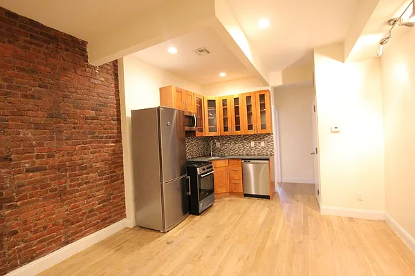 Rented by Bedford 6 Real Estate | media 18