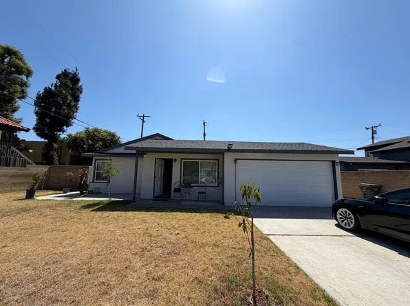 18862 Carolyn Ln, Huntington Beach, CA 92646