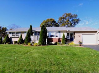38 Caroline Dr, Milford, CT 06461