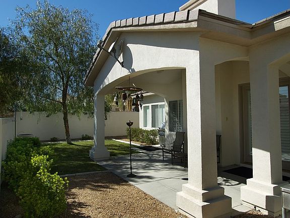 4th image of 8225 Windrush Ave