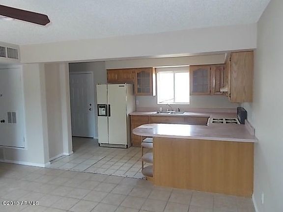 4th image of 11449 E Marguerite Ave