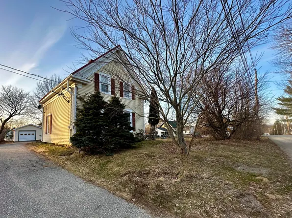 73 Barker Street, Calais, ME 04619