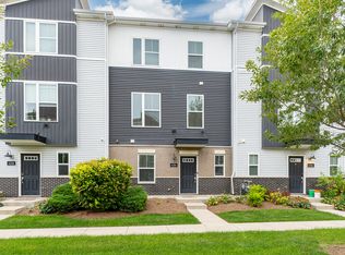 4154 Irving Rd, Aurora, IL 60504