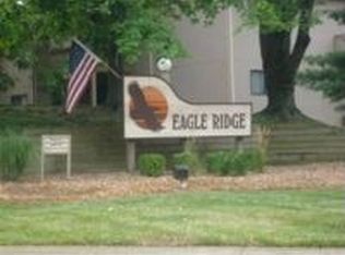 226 Eagle Rdg, O'Fallon, IL 62269