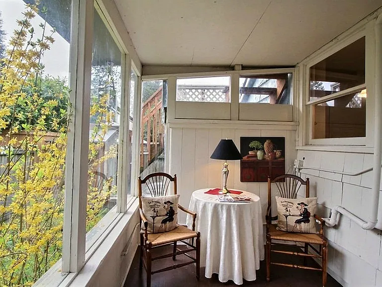 Enclosed Patio behind Kitchen