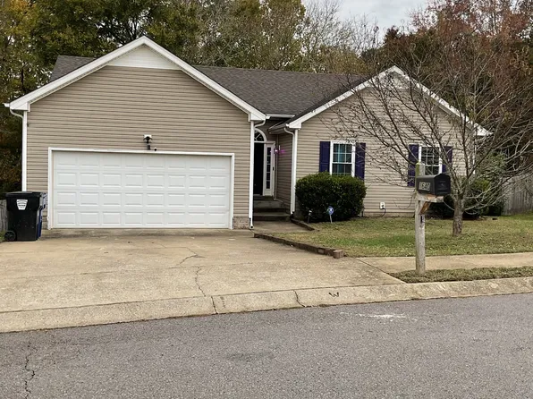 1640 Broad Cir, Clarksville, TN 37042