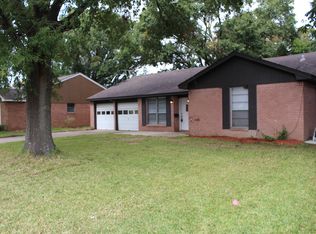 306 Harold Ln, Baytown, TX 77521