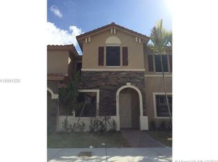 8913 W 35th Way, Hialeah, FL 33018