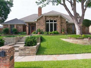 804 Shady Ln, Bedford, TX 76021