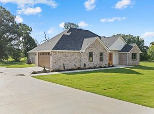 13830 Cedar Hill Cir, Tyler, TX 75703