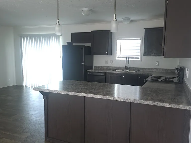 1810 W 53rd St — Photo 10