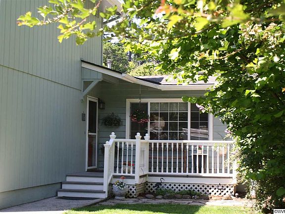 4th image of 3497 Peck Ave SE