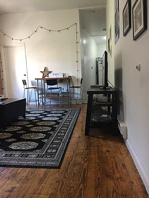 Rented by Triumph Property Group | media 2