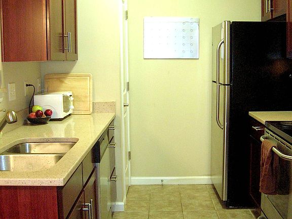 Kitchen w/Tile & Solid Surface Counters