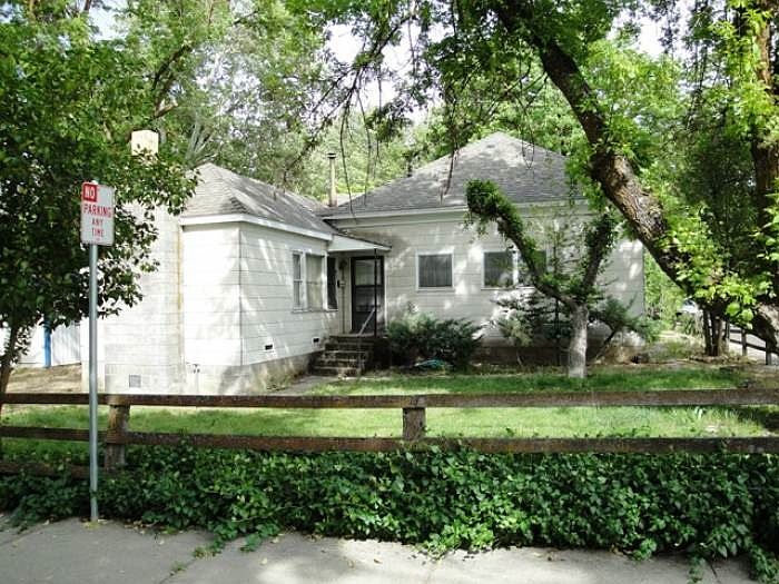 1st image of 420 Yama St