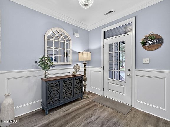 5th image of 1047 Grandview Drive