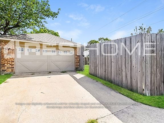 2nd image of 925 Old Barn Ln