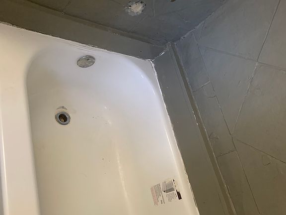 3rd image of 901 E Park Ave #2