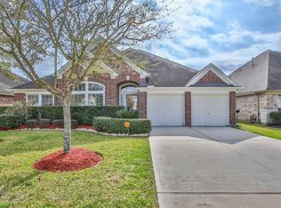 13112 Imperial Shore Dr, Pearland, TX 77584