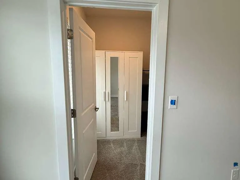 704 Peony Ln — Photo 22