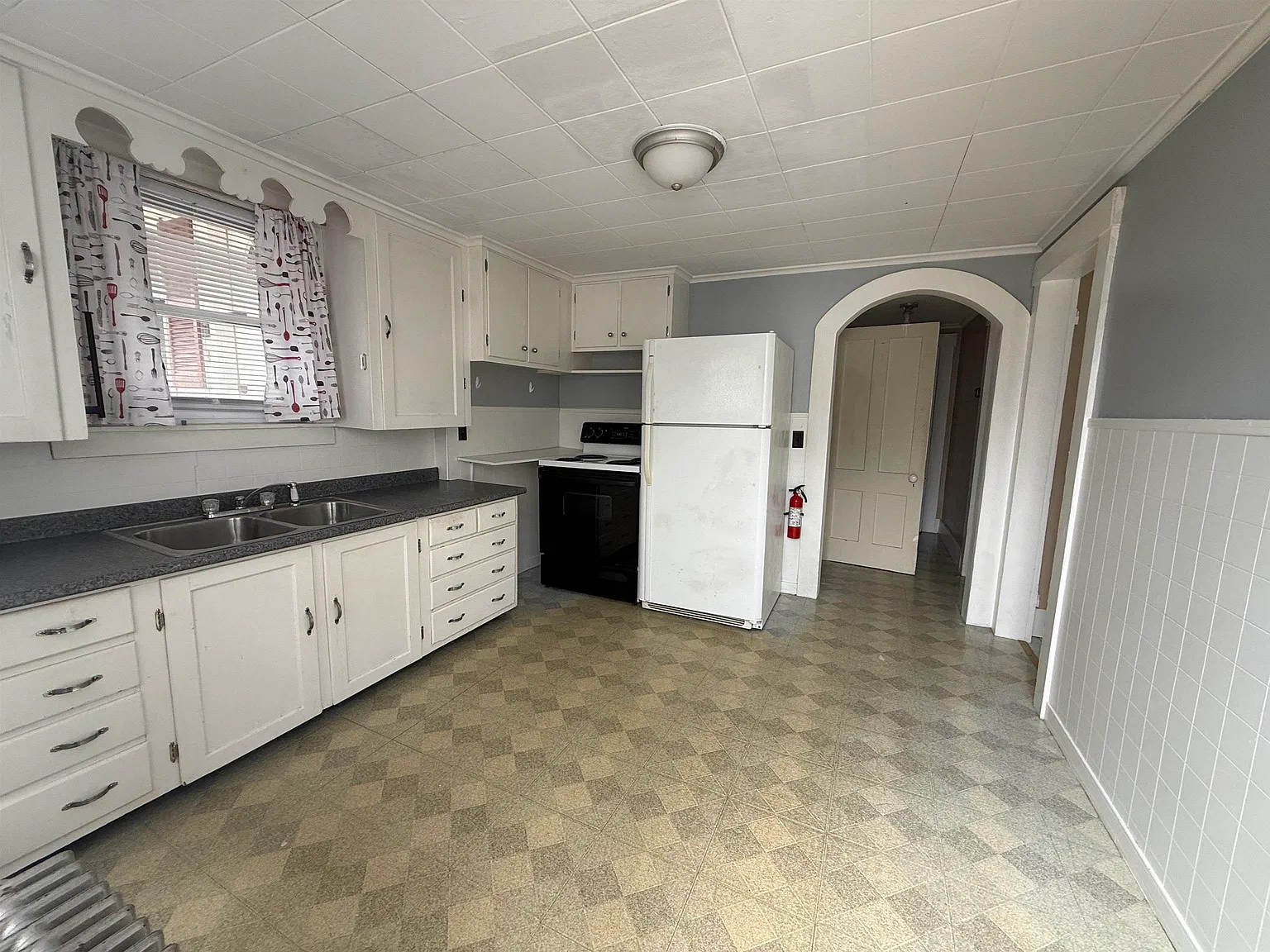 1 bed, 800 sqft, $1,200 — Photo 3