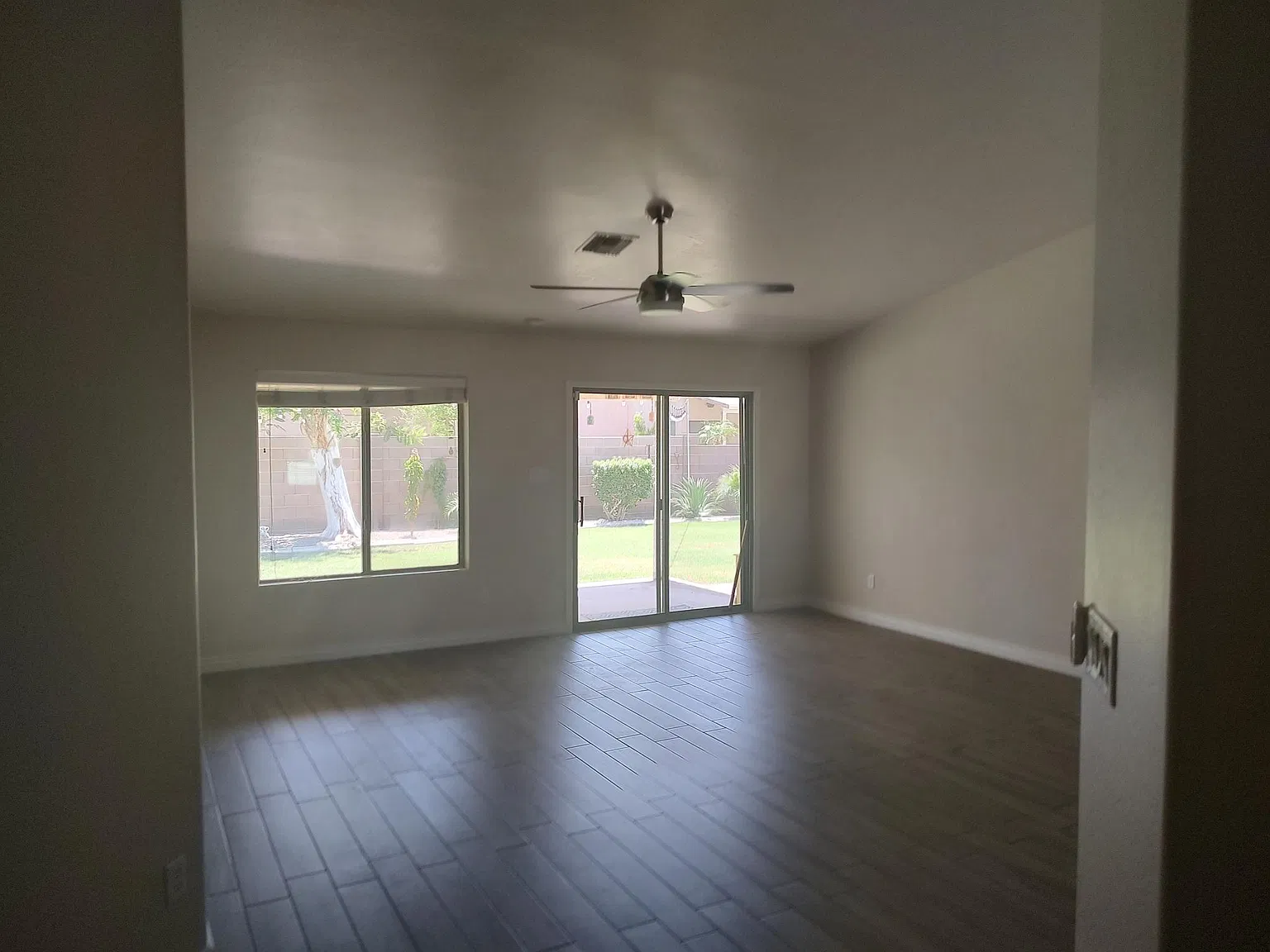 4763 W 28th Ln — Photo 3
