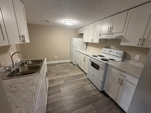 Continent French Quarter Apt — Photo 101
