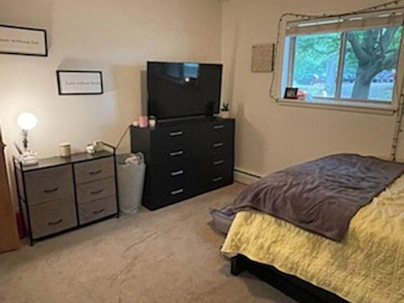 5th image of 1301 Greenwood Ave #1