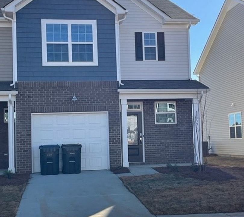 1st image of 13939 Castle Nook Dr