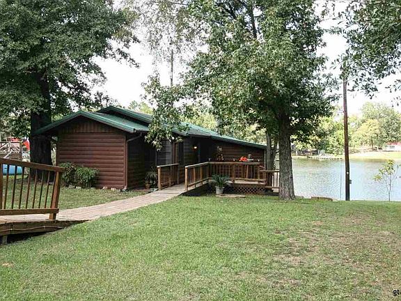 2nd image of 624 Omaha Dr