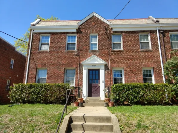 2224 40th St NW APT 1, Washington, DC 20007