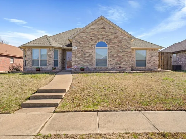 2604 Dandelion Ln, Rowlett, TX 75089