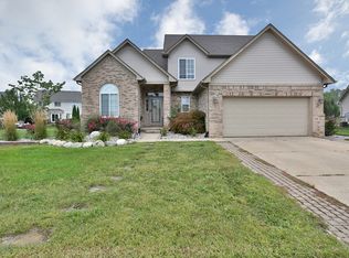 30694 Lower Ridge Dr #93, New Boston, MI 48164