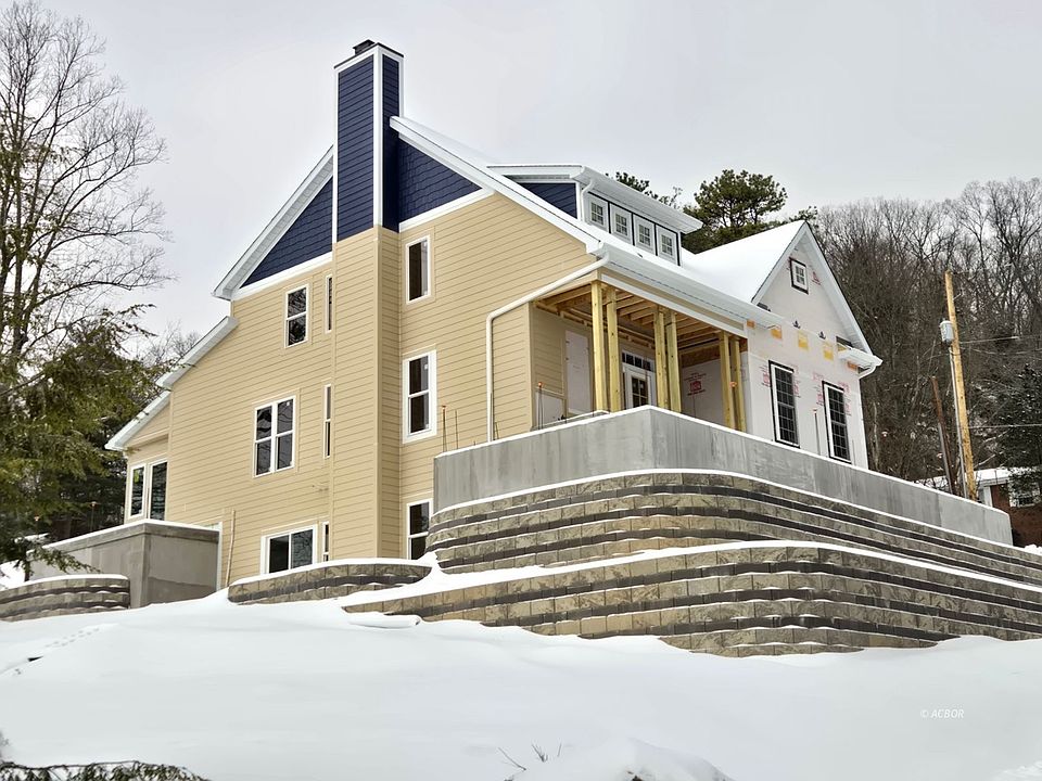 1st image of 58 Strathmore Blvd