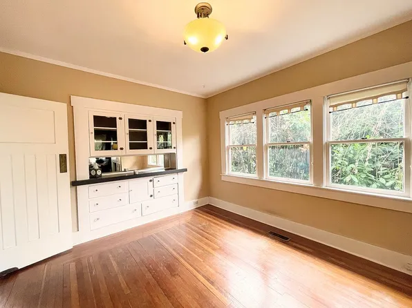 211 NW 16th St, Corvallis, OR 97330