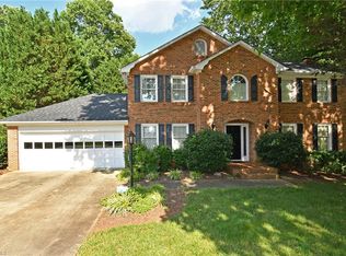 4541 Carriagebrook Ct, Clemmons, NC 27012