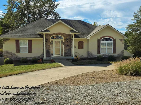 18368 Selwyn Dr, Warsaw, MO 65355
